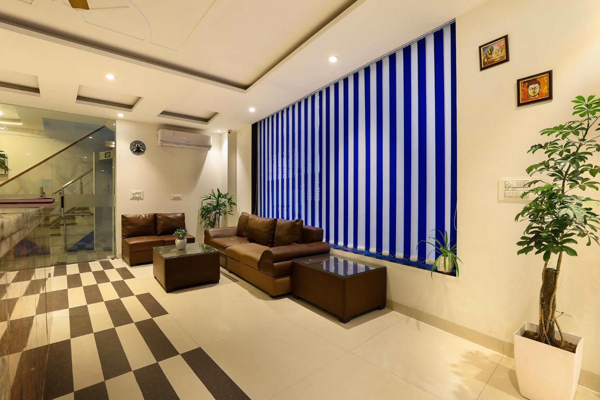 Hotel Paragon By Denver New Delhi