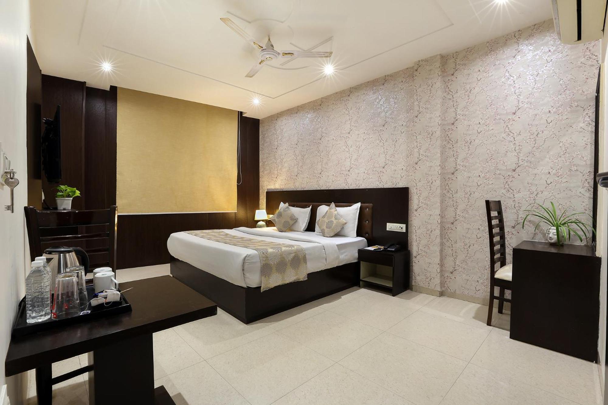 Paragon By Denver Hotel New Delhi